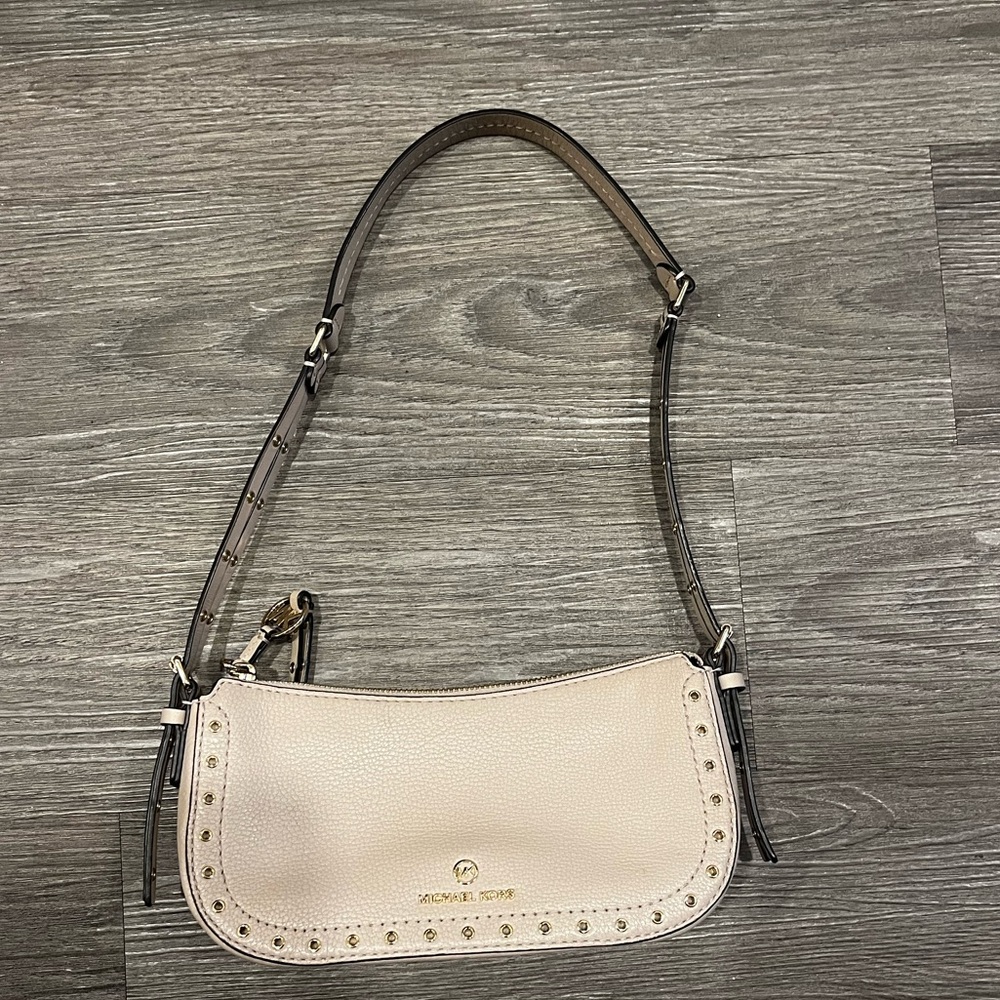 pale pink leather MICHEAL KORS handbag 💫💫